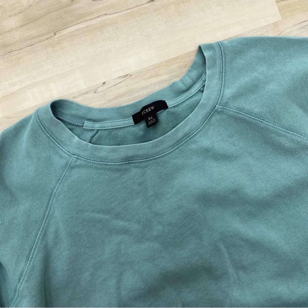 J.Crew Green Crewneck ladies top Sz XL - Picture 3 of 6
